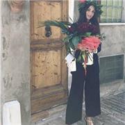 Laureata magistrale in filologia moderna Lm-14 e docente